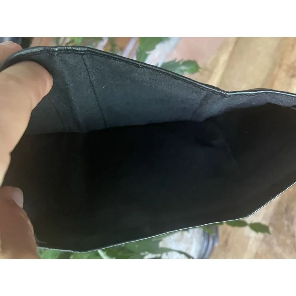 Vintage Black Leather Trifold Wallet with Flying Ducks Embossing Bag Bazaar